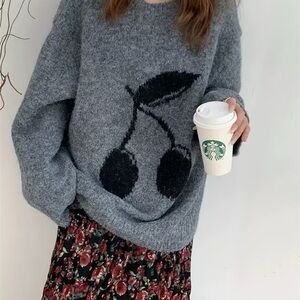 Sweater same with actor